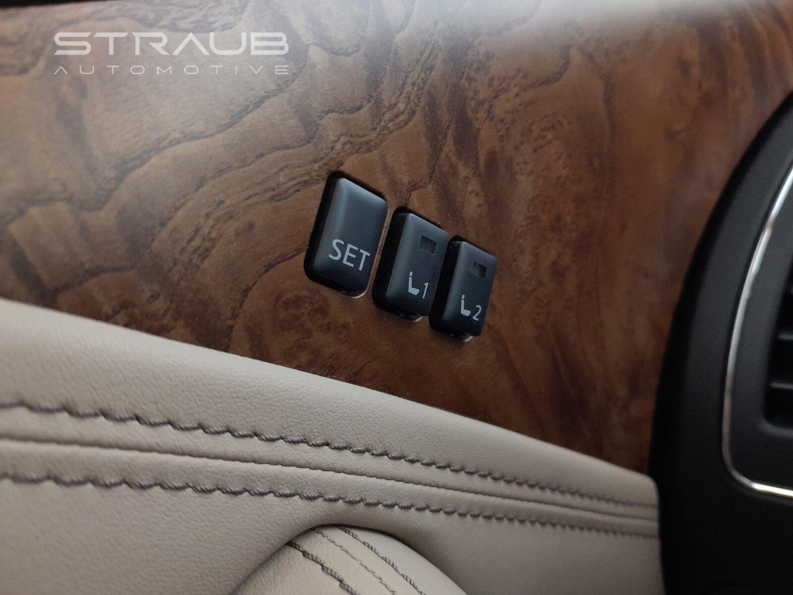 Used 2022 Hermosa Blue Pearl Nissan SL image 38
