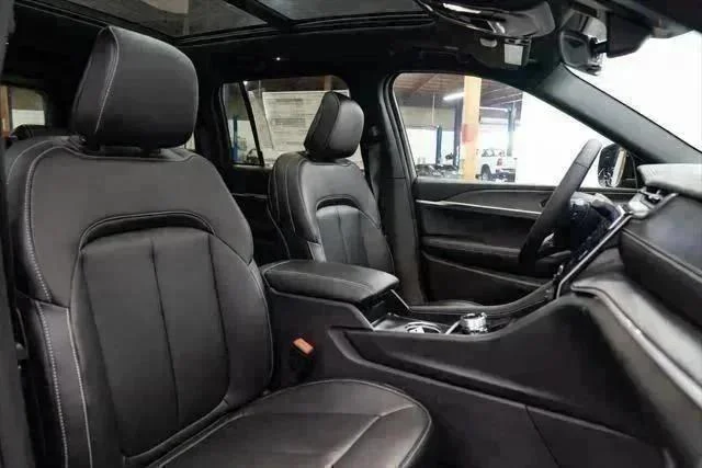 2025 Jeep Grand Cherokee Limited - Photo 31