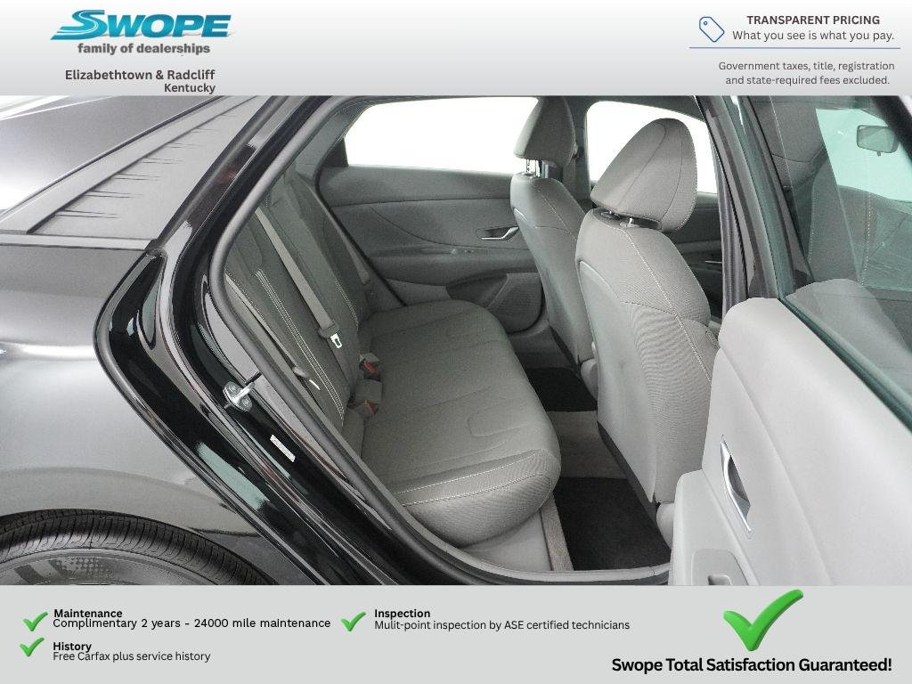 Used 2023 Onyx Black Hyundai SEL image 9
