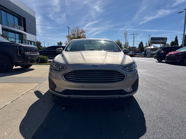 Used 2019 Gold Ford SE image 8