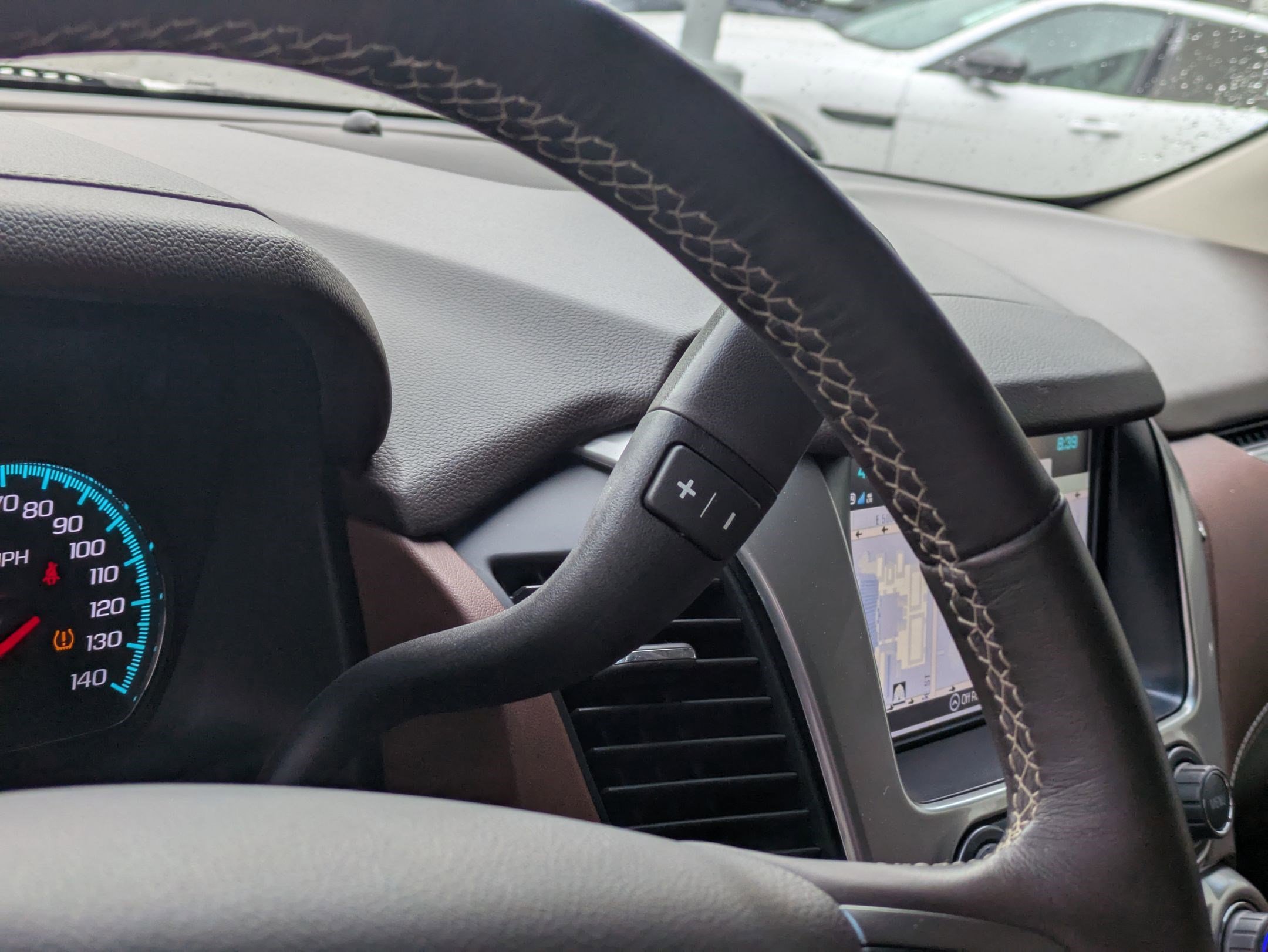 Used 2018 Iridescent Pearl Tricoat Chevrolet Premier image 24
