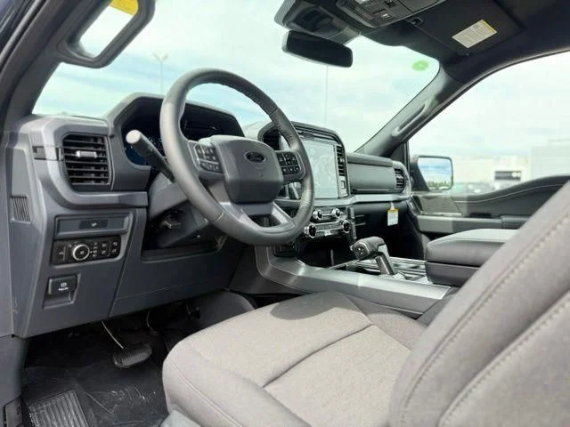 New 2026 Antimatter Blue Metallic Ford XLT image 14