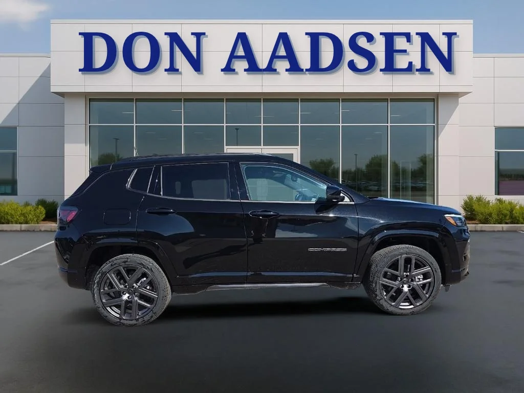 2025 Jeep Compass Limited - Photo 8