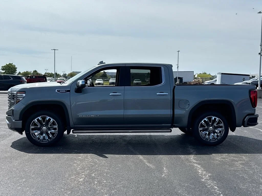 2026 GMC Sierra 1500 Denali - Photo 11