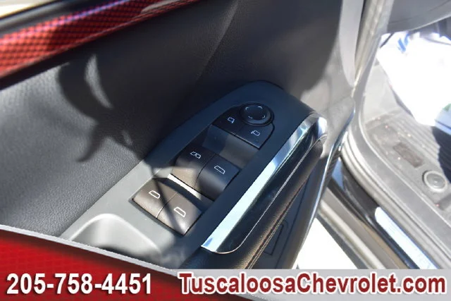 New 2026 Mosaic Black Metallic Chevrolet Z71 image 15