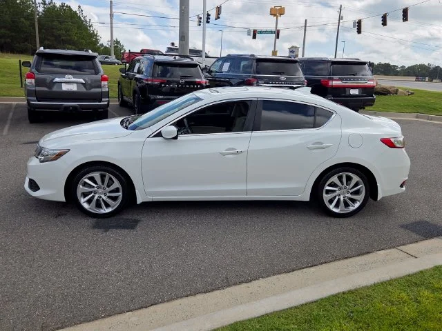 Used 2018  Acura 2.4L image 4
