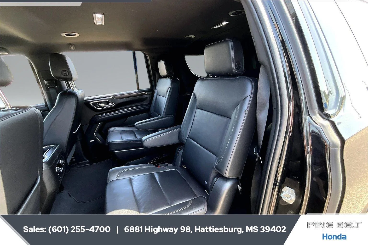 Used 2021 Black Chevrolet Z71 image 19