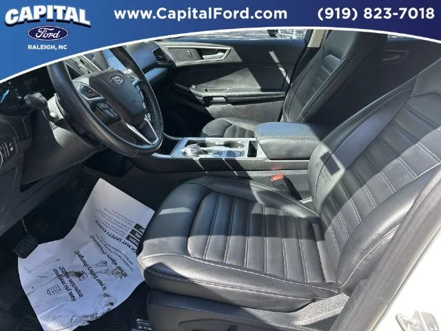 Used 2022 White Ford SEL image 19