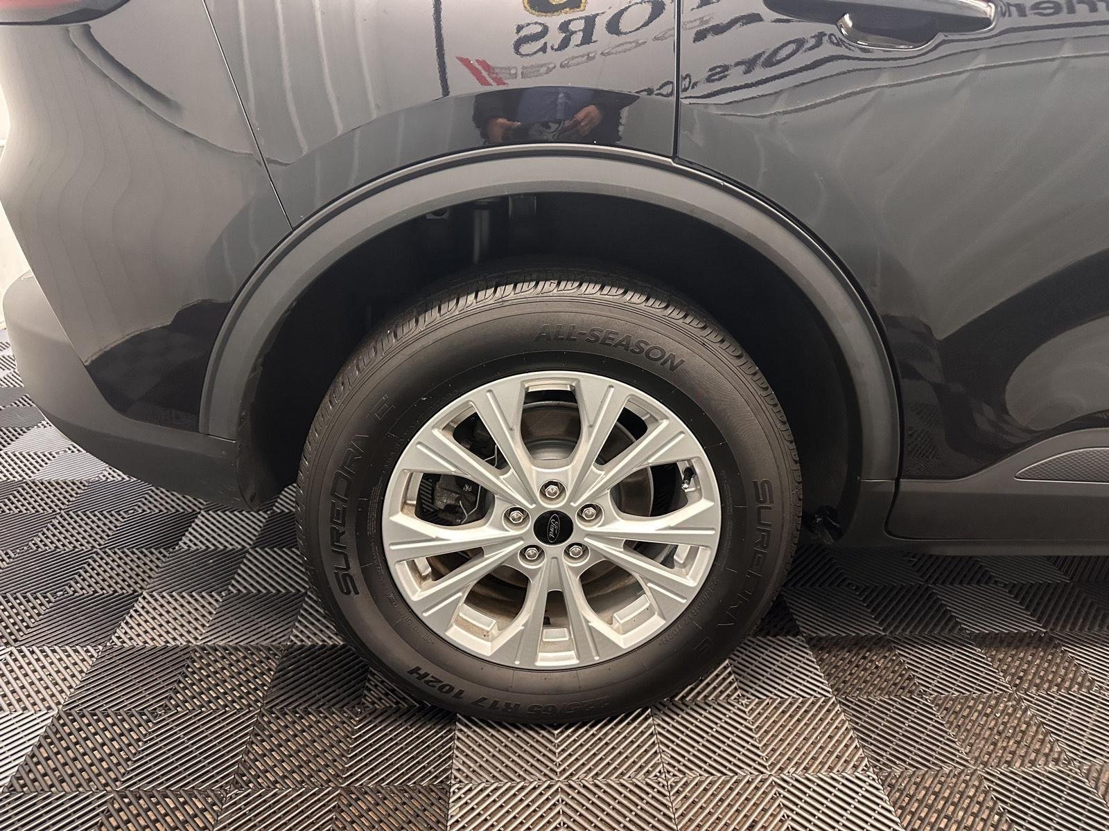 Used 2023 Agate Black Metallic Ford Active image 50