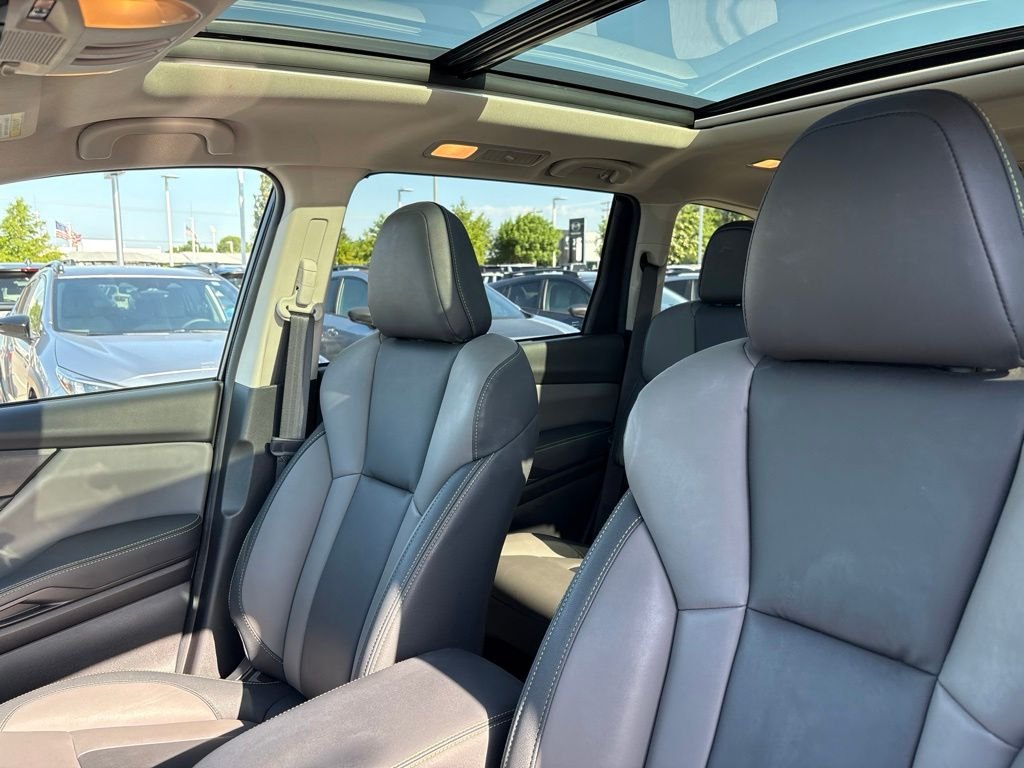 Used 2024 White Subaru Onyx Edition image 5