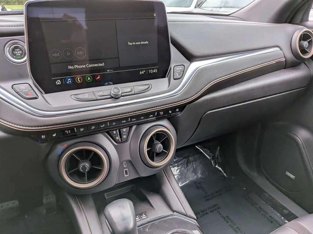 Used 2023 Black Chevrolet Premier image 17