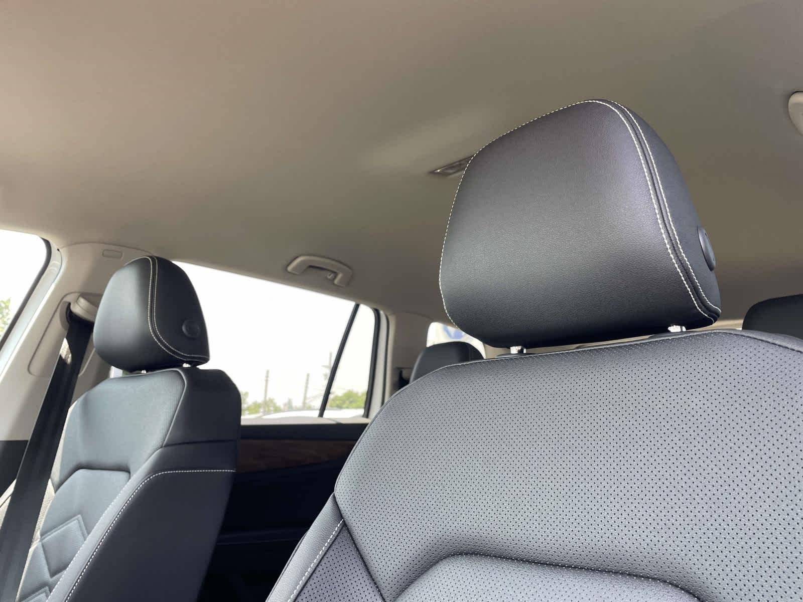 New 2026 Opal White Pearl Volkswagen 2.0T SE image 17