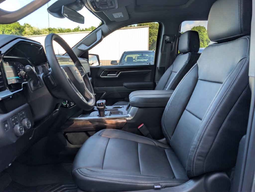 New 2026 Sterling Gray Metallic Chevrolet RST image 15