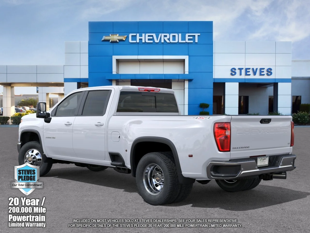 New 2026 Summit White Chevrolet LT DRW image 3