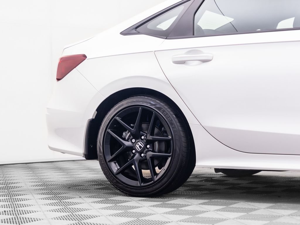 2025 Honda Civic Sport - Photo 32