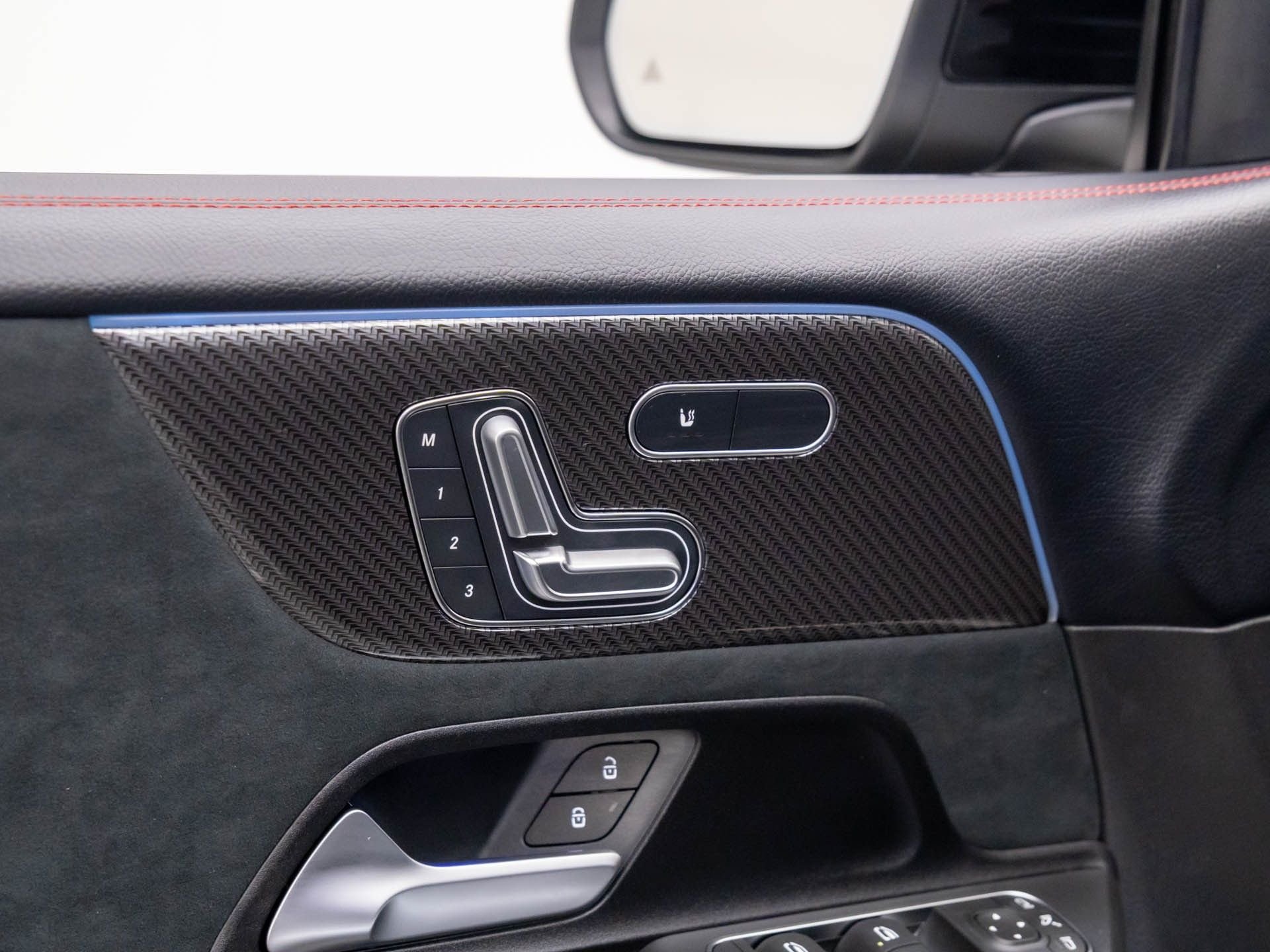 2026 Mercedes-Benz GLB AMG GLB 35 - Photo 15