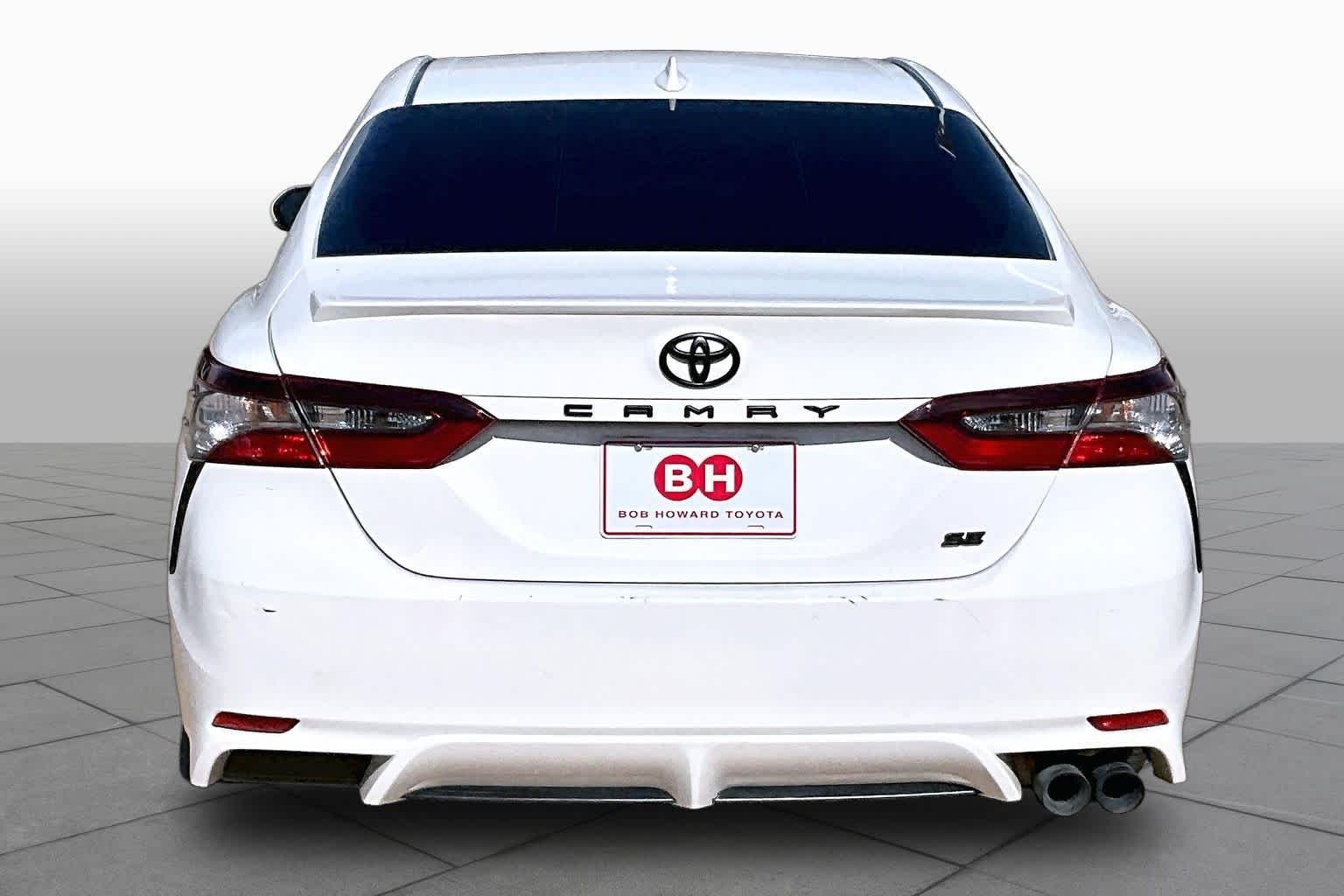 Certified Used 2023 Ice Cap Toyota SE image 4