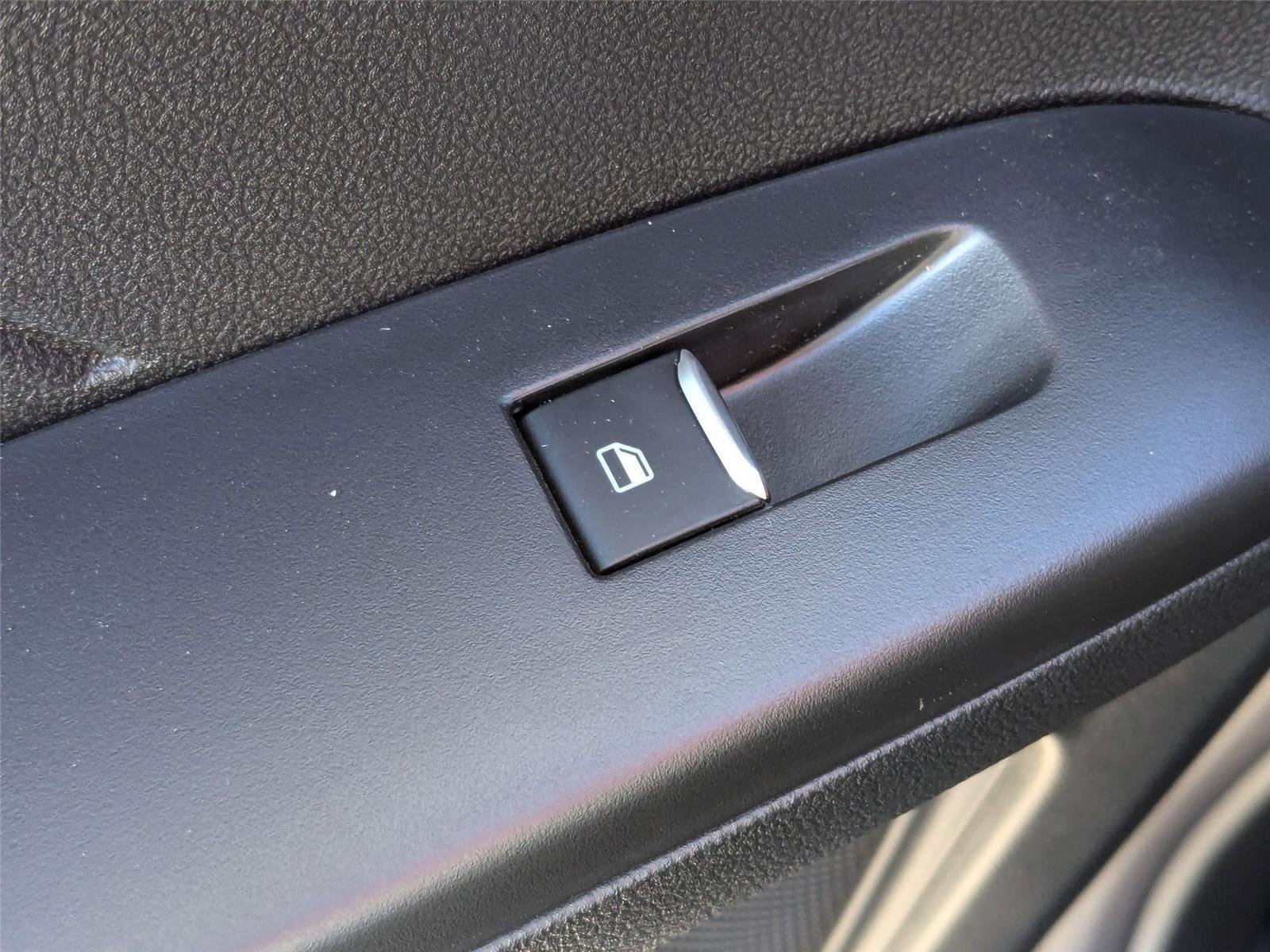 New 2025 Carbonized Gray Metallic Ford ST-Line image 36