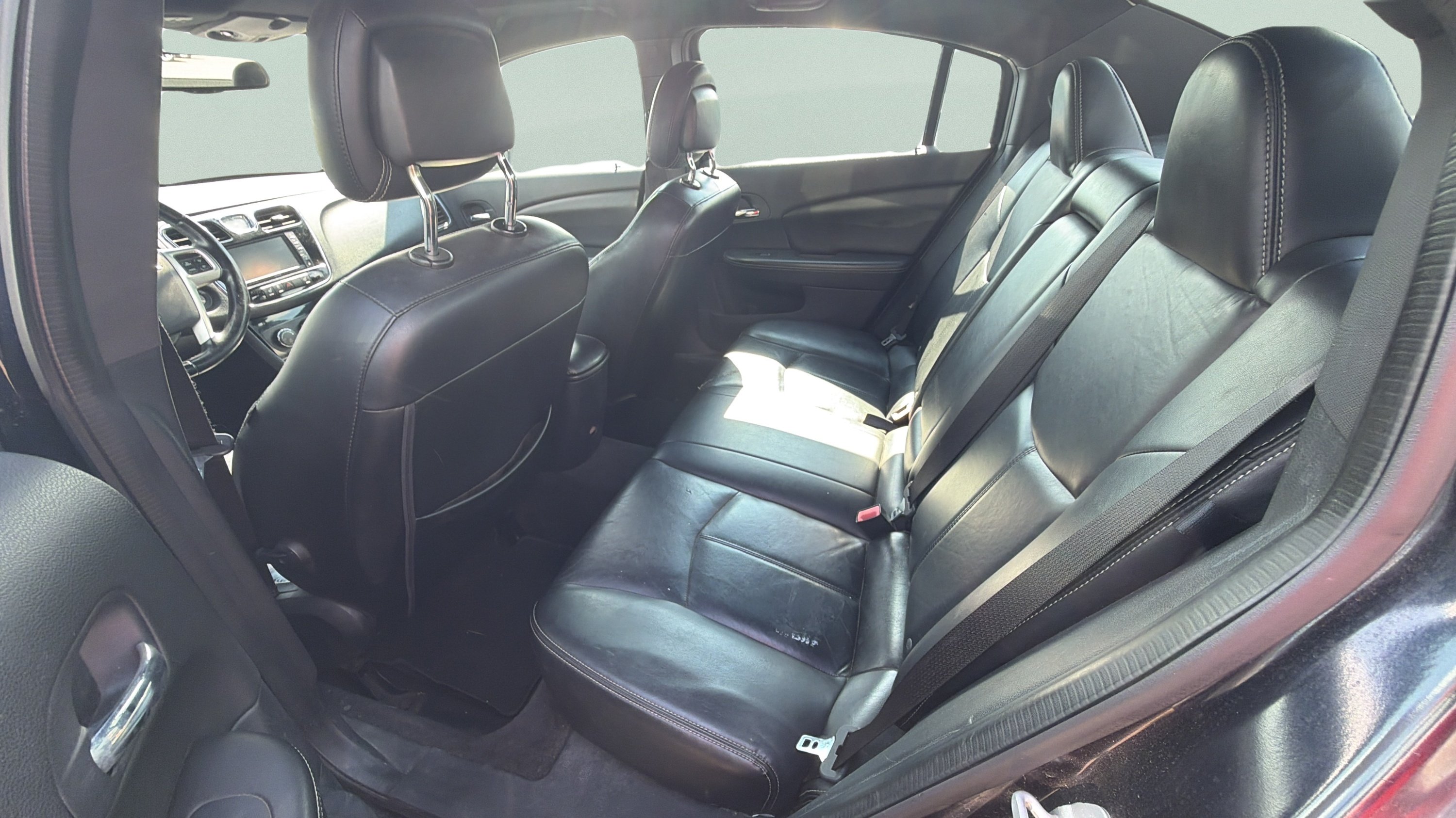 2012 Chrysler 200 Limited - Photo 12