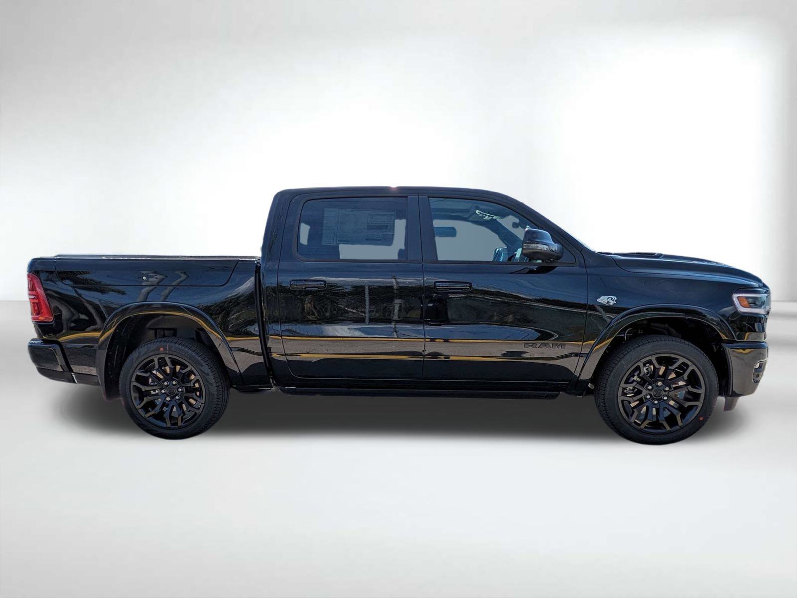 New 2026 Diamond Black Crystal Pearl-Coat Exterior Paint RAM Limited image 3