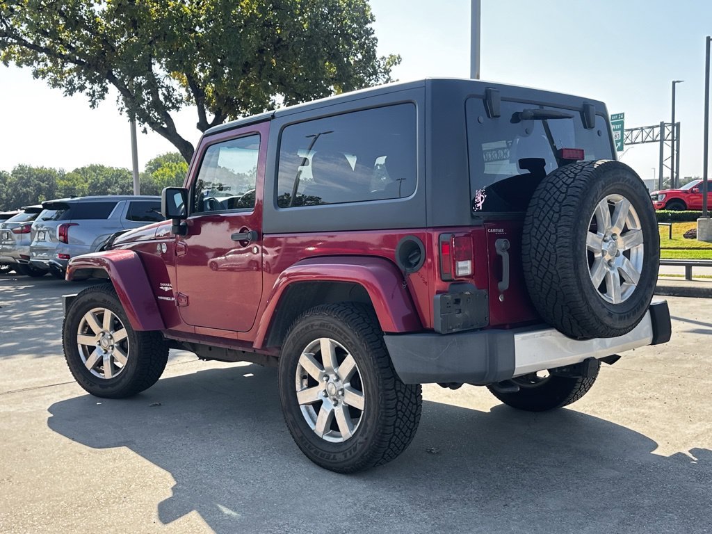 Used 2012 Red Jeep Sahara image 3
