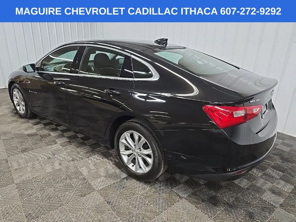 Used 2023 Black Chevrolet LT image 9