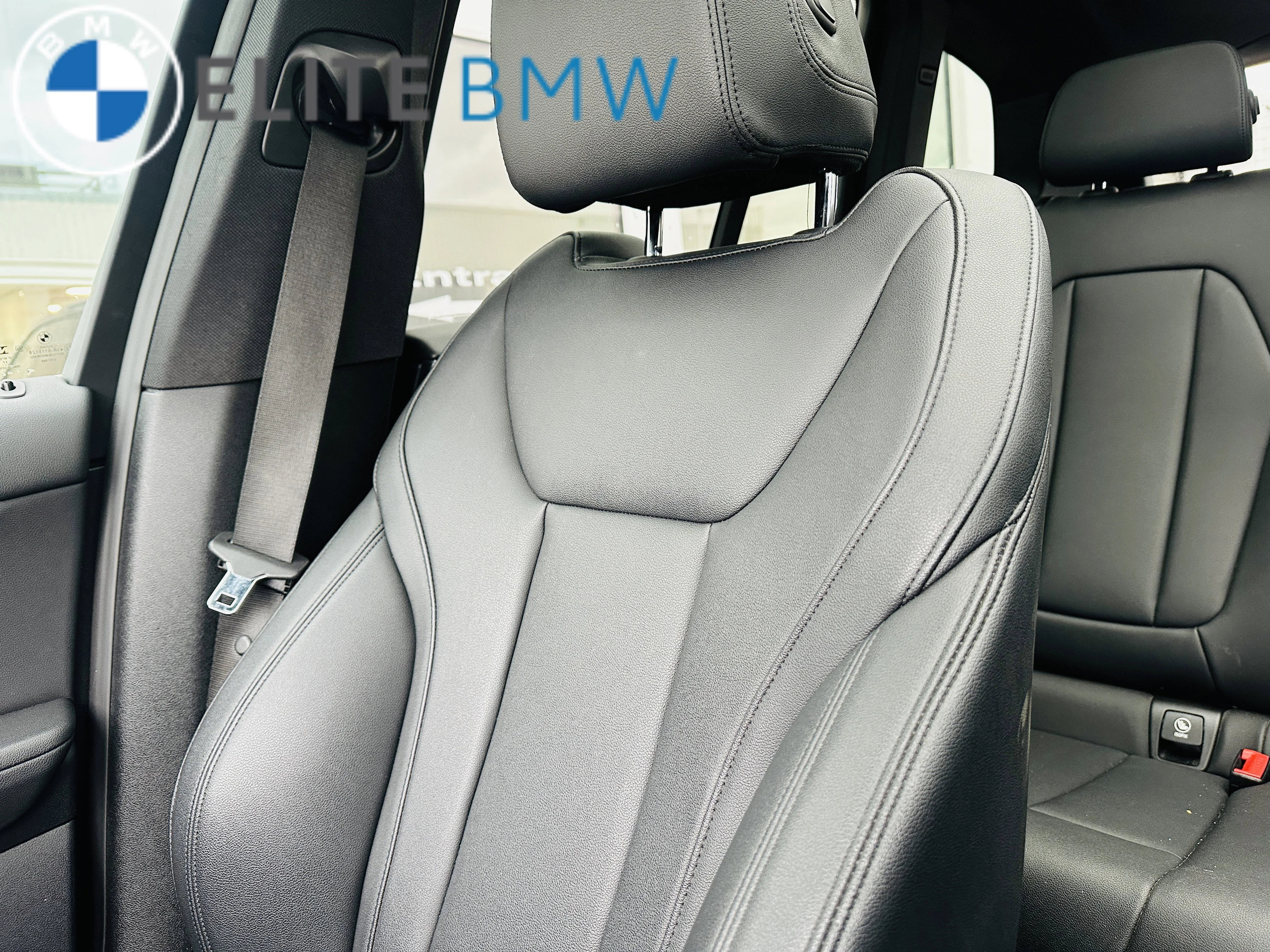 Used 2018 Mineral White Metallic BMW XDRIVE30I image 7