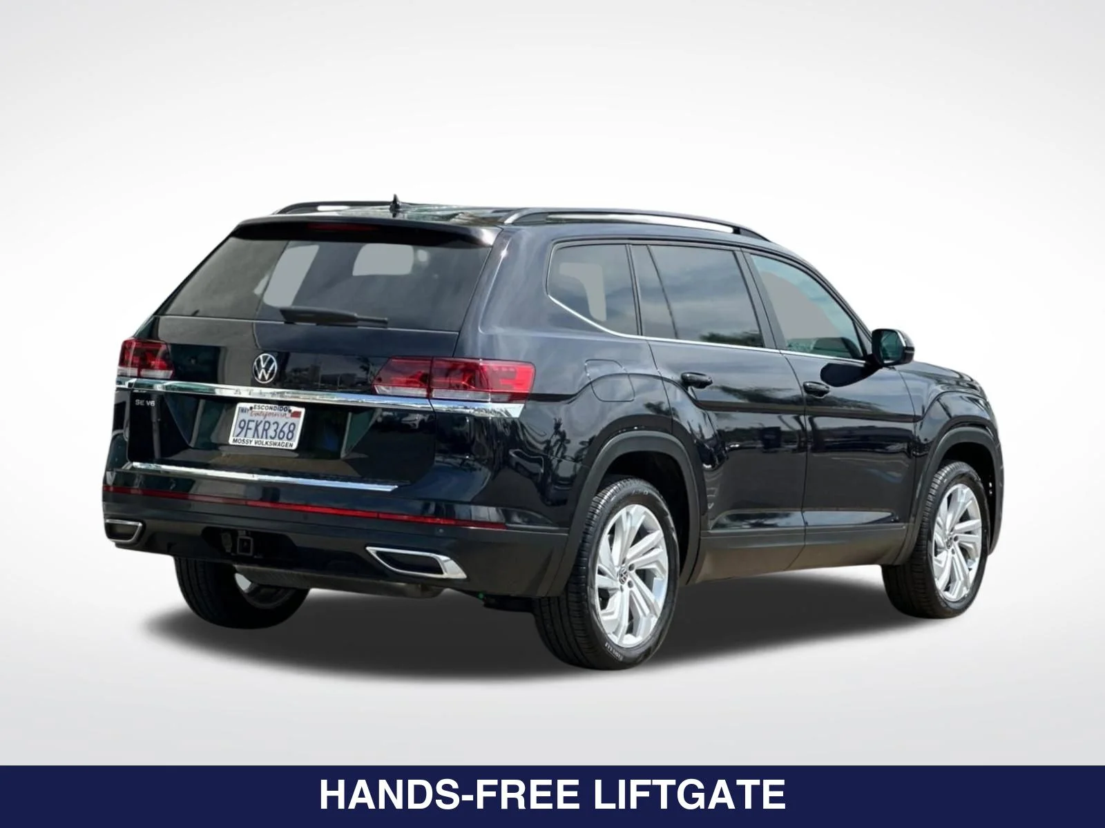 Used 2023 Black Volkswagen 3.6L V6 SE w/Technology image 5