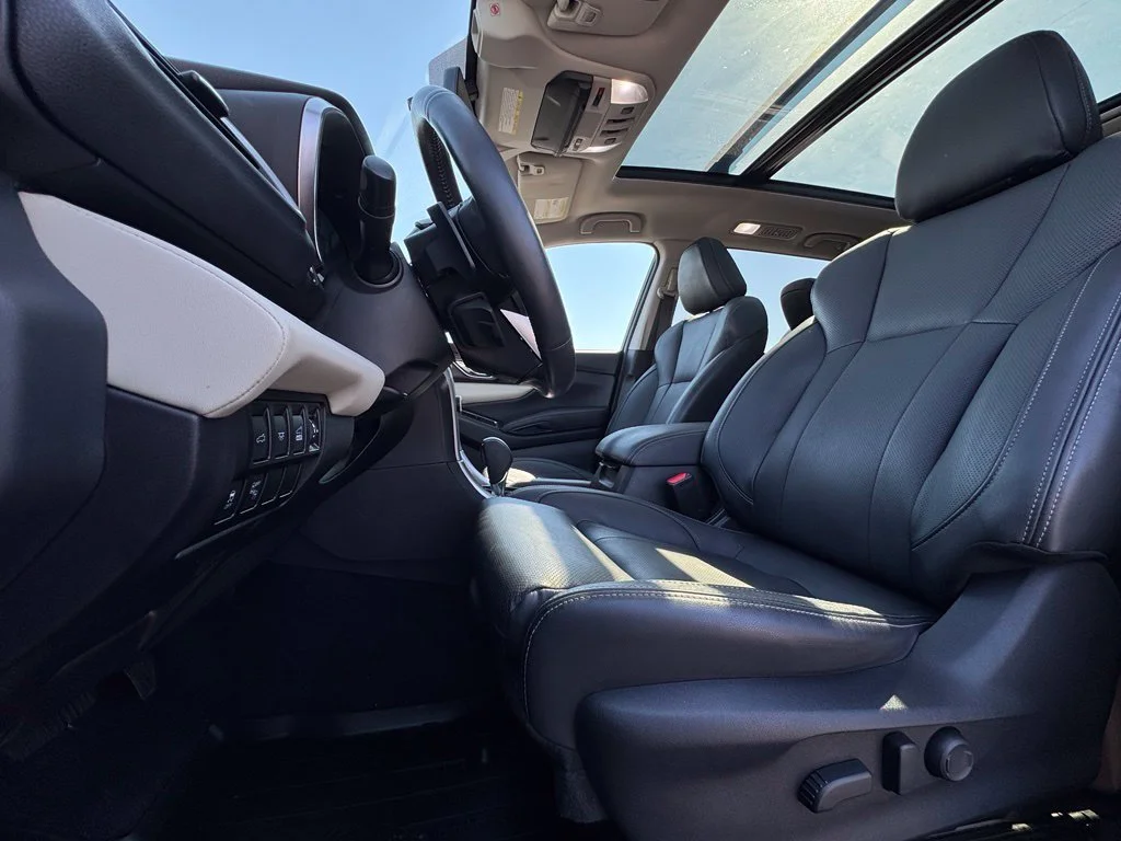 Used 2022 Blue Subaru Touring image 18