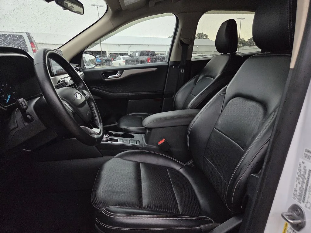Used 2020 White Ford SEL image 15