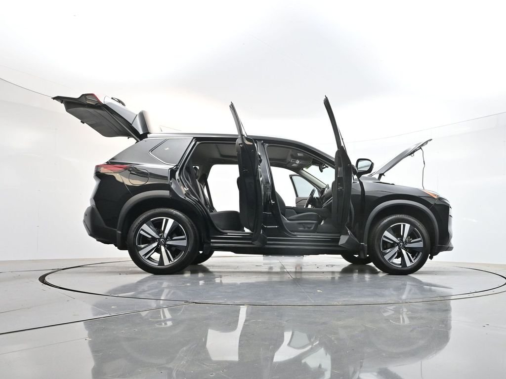 Used 2023 Black Nissan SL image 41