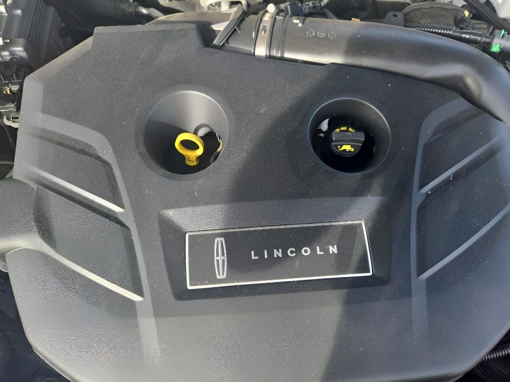 Used 2019 Blue Diamond Metallic Lincoln Standard image 36