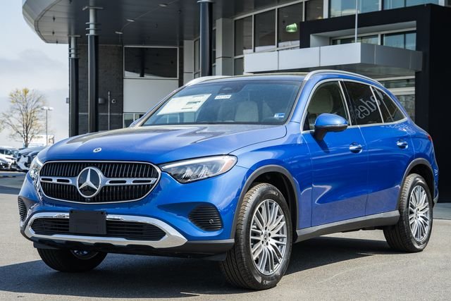 New 2026 Starling Blue Metallic Mercedes-Benz GLC 300 image 3