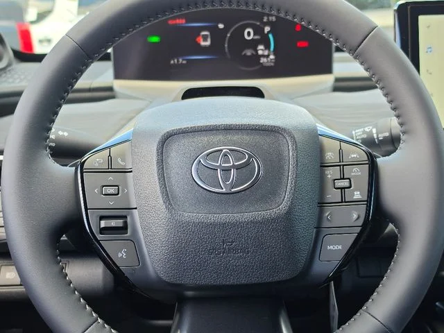 2026 Toyota C-HR XSE - Photo 9
