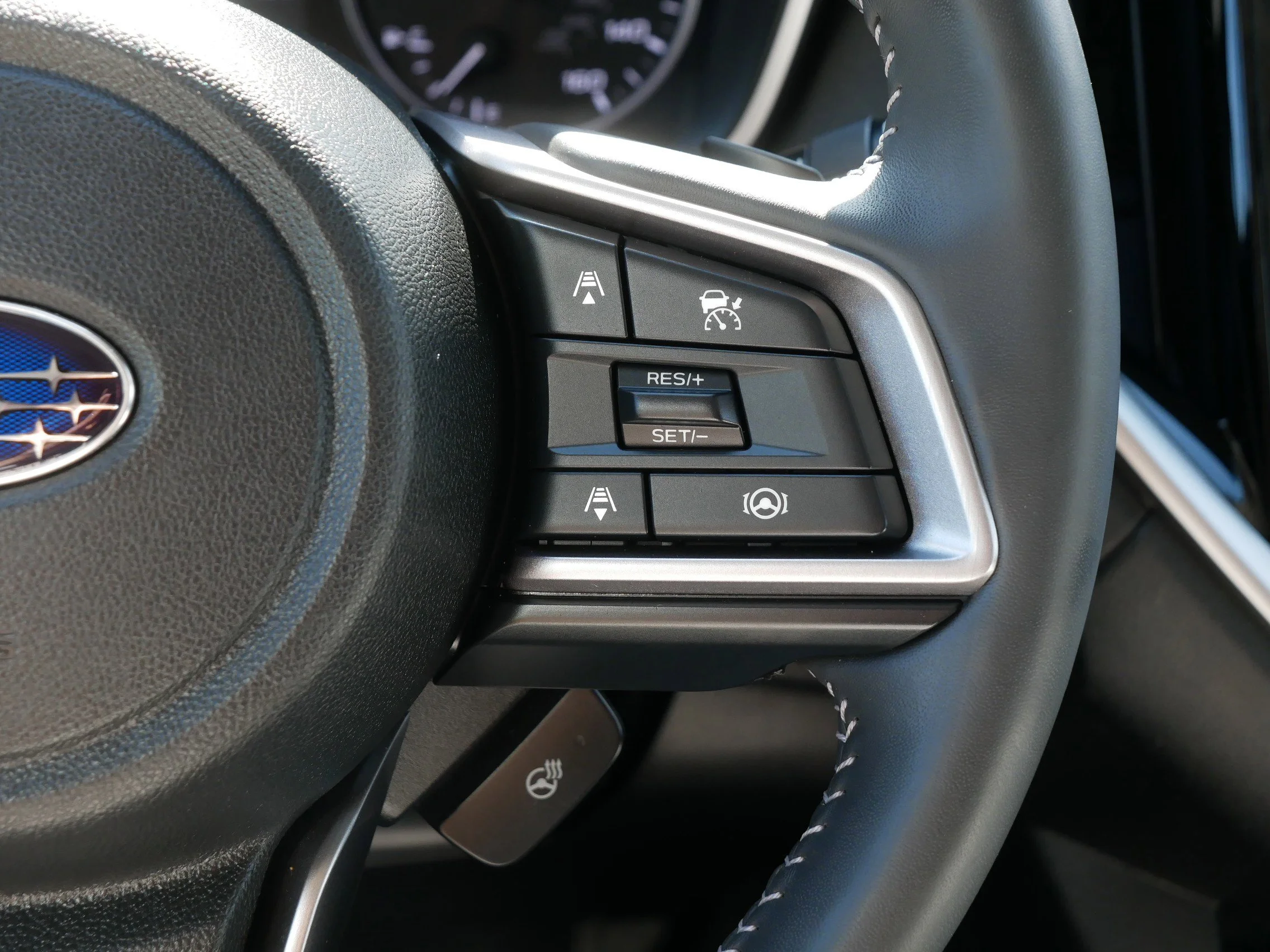 Used 2023 Crystal Black Silica Subaru Touring image 30