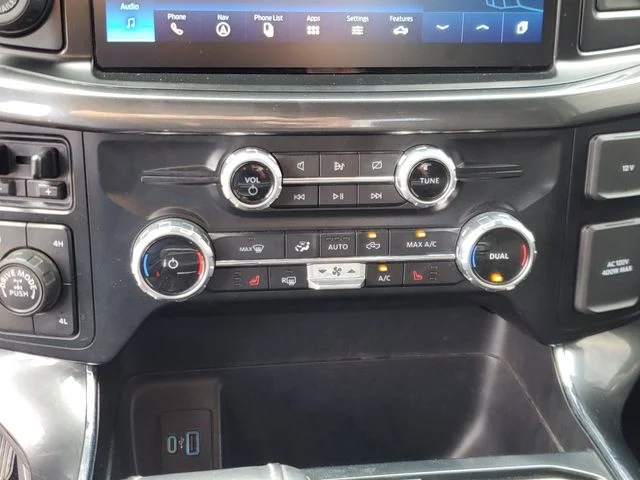 Used 2023 Gray Ford XLT image 27