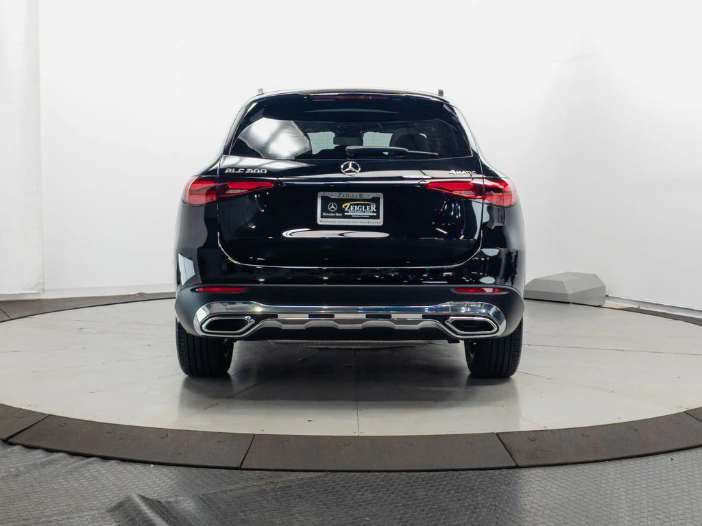 Certified Used 2026 Black Mercedes-Benz GLC 300 image 26