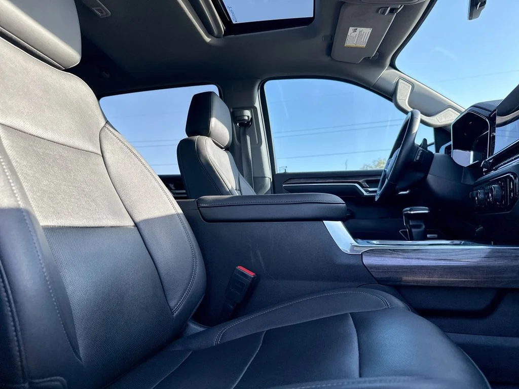 Used 2023 White Chevrolet LTZ image 14