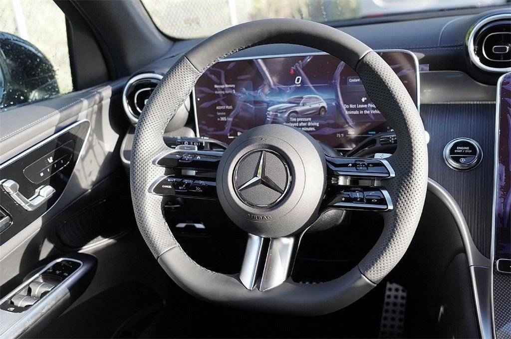 2026 Mercedes-Benz GLC Base - Photo 17
