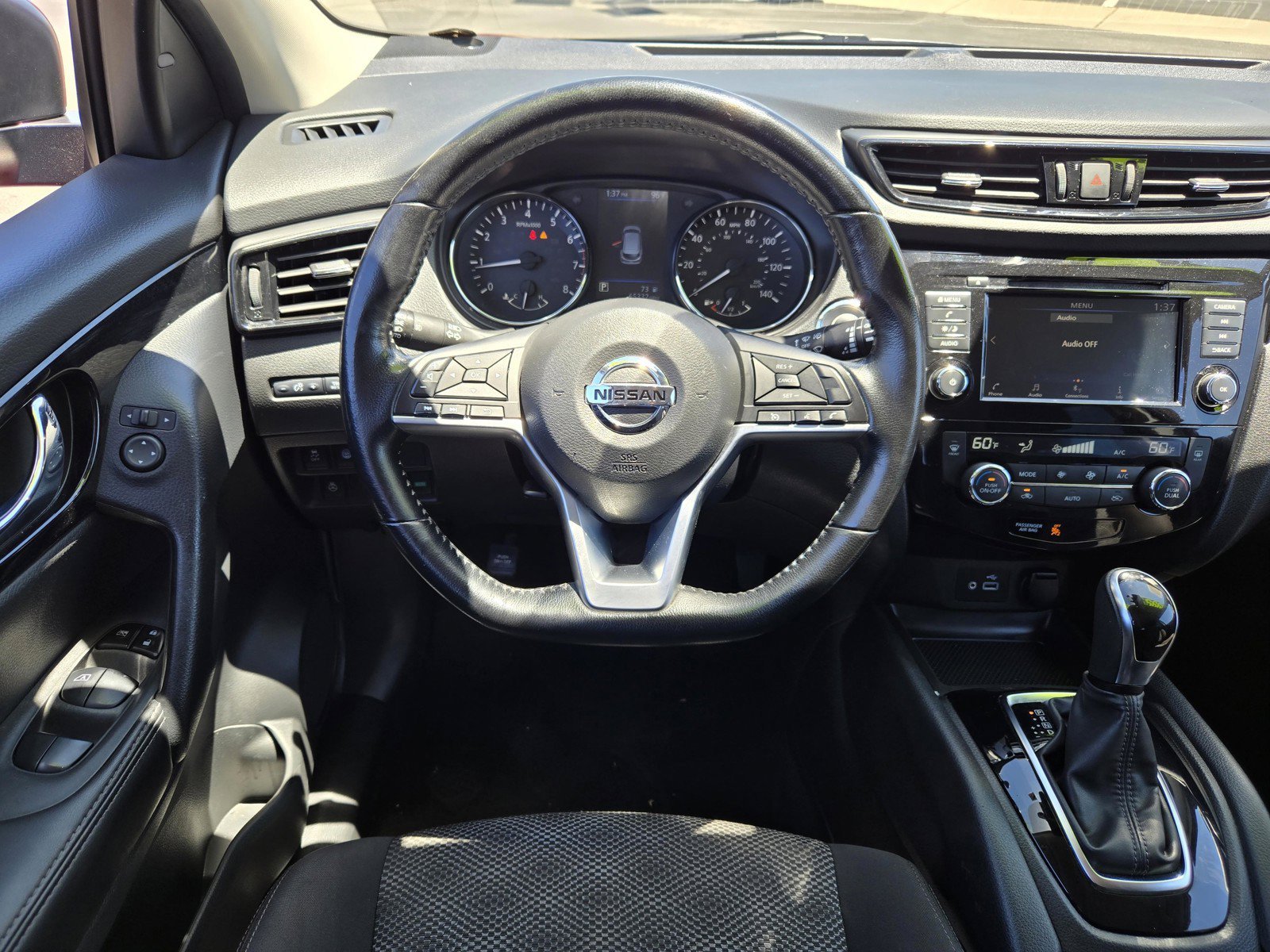 Certified Used 2022 Scarlet Ember Nissan SV image 12