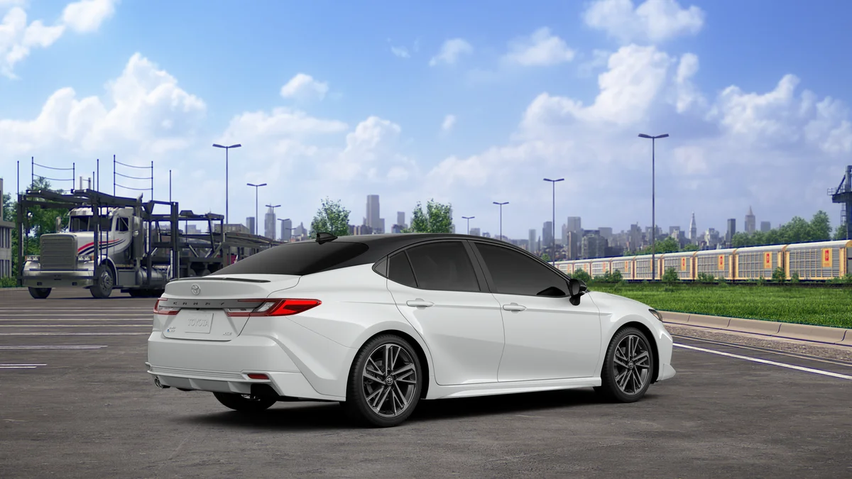 New 2026 Wind Chill Pearl with Midnight Black Metallic roof Toyota XSE image 10