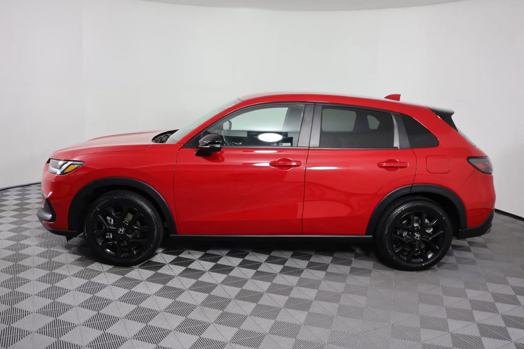 Used 2024 Milano Red Honda Sport image 5