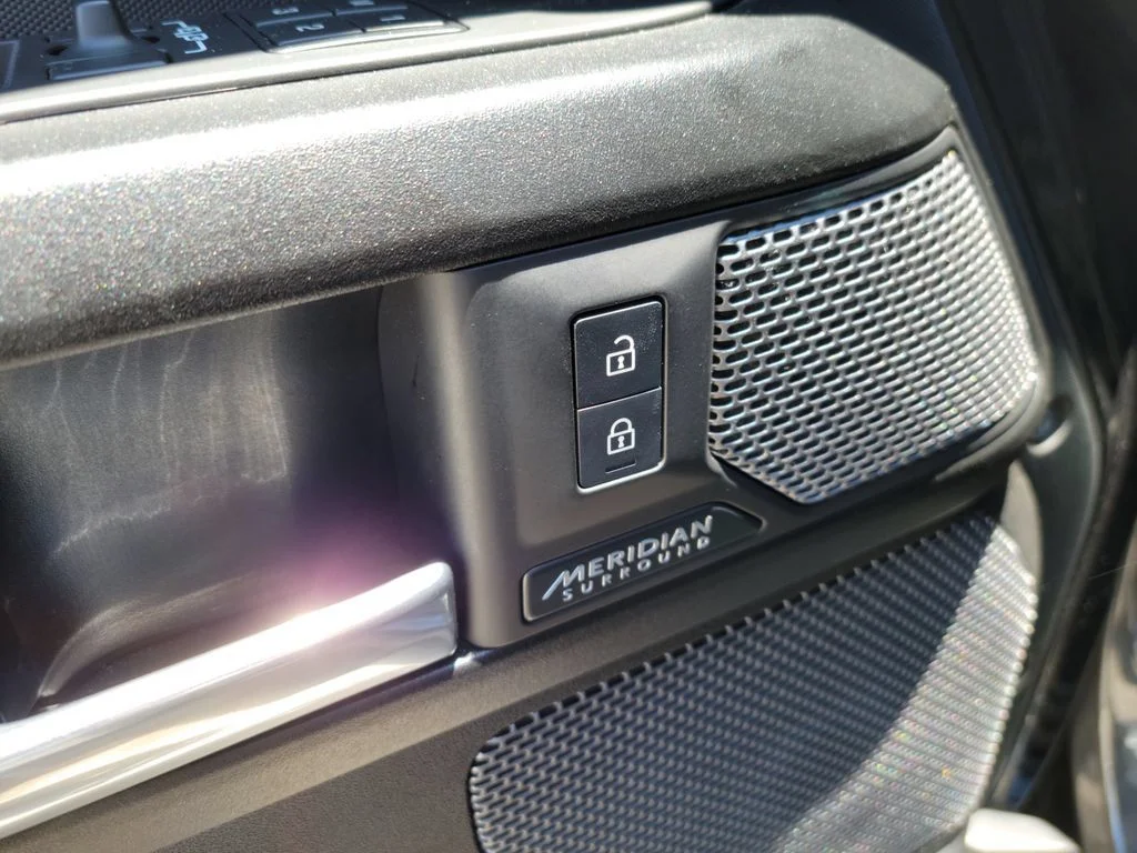 2023 Land Rover Defender V8 - Photo 15