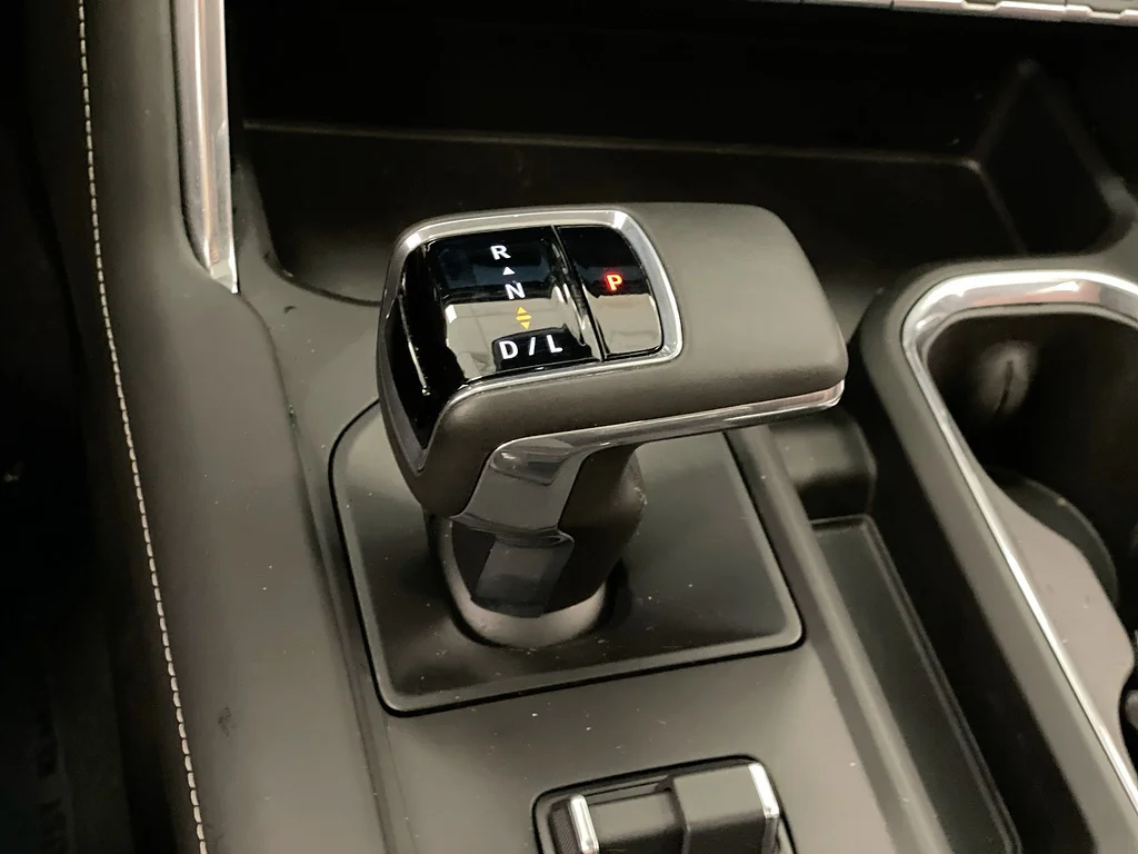 Used 2025 Sterling Metallic GMC Denali Ultimate image 16