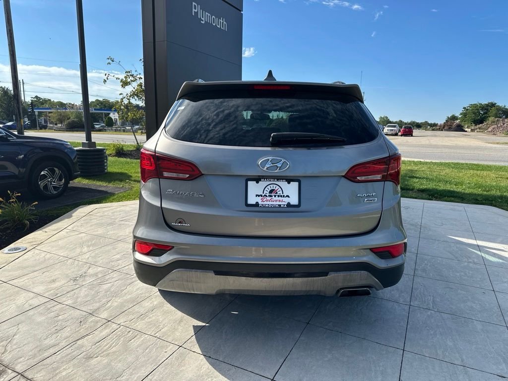 Used 2017 Gray Hyundai 2.4 Base image 4