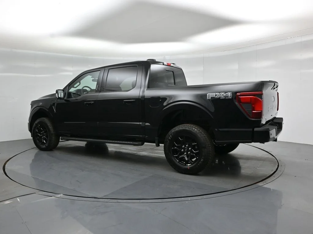 New 2026 Agate Black Metallic Ford XLT image 6