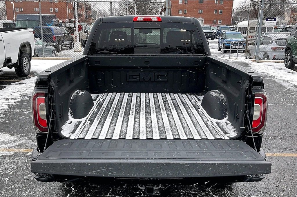 2017 GMC SIERRA - Image 25