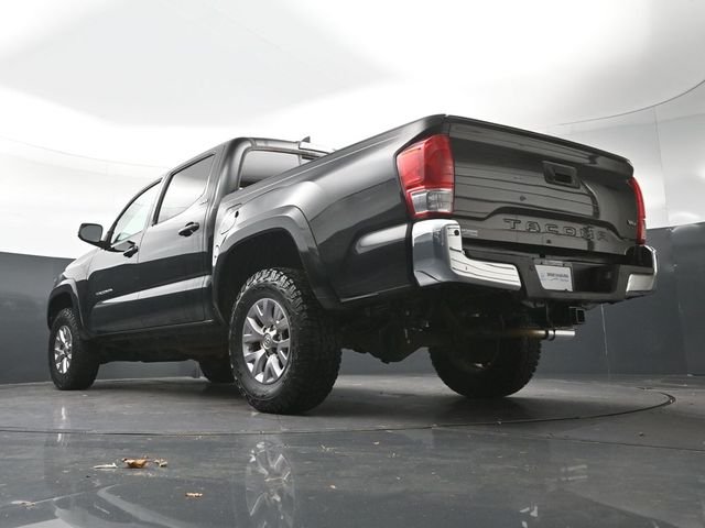 Used 2017 Black Toyota SR5 image 27