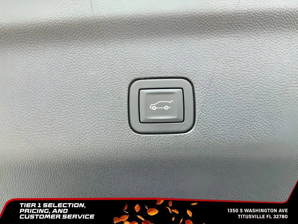 Used 2025 Lakeshore Blue Metallic Chevrolet Premier image 21