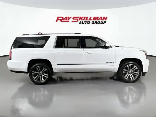 Used 2019 White GMC Denali image 8